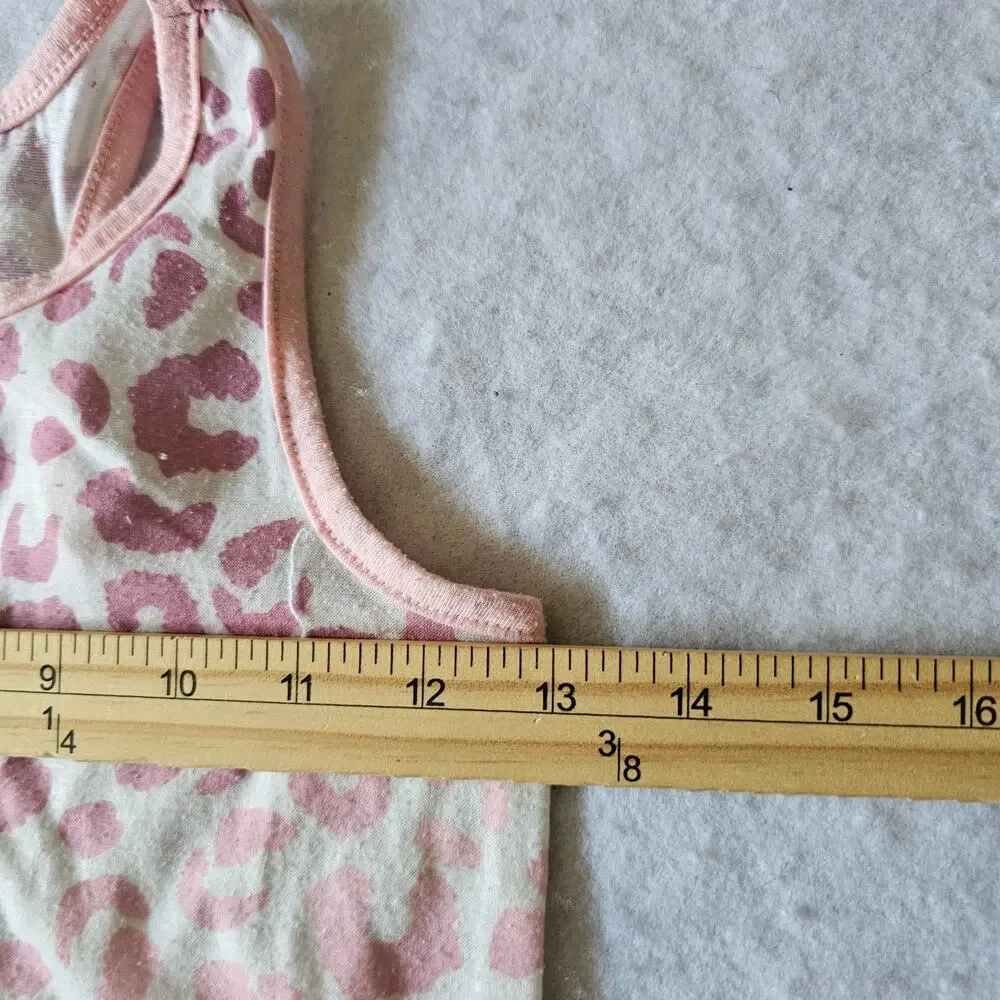 Cat & Jack Tank Top and Shorts Pajama Set in Pink Leopard Print, Size M(8)